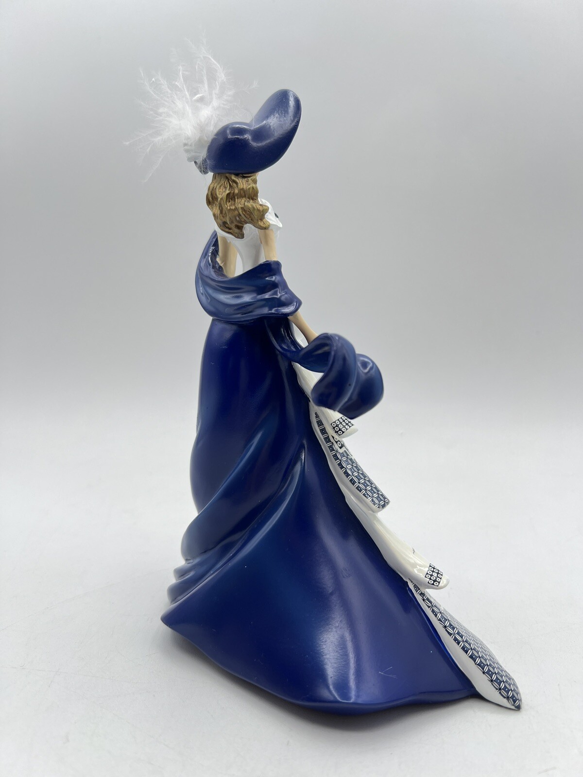 Miranda Figurine The Blue Willow Lady Hamilton Collection with COA w BOX NEW