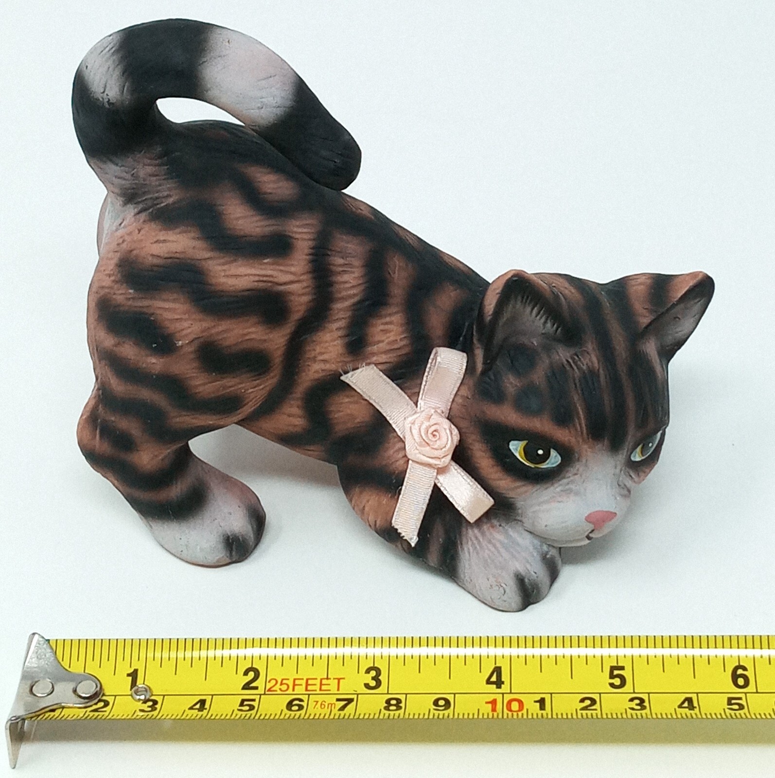 Ceramic Housecat Figurine Orange & Grey w/ Black Stripes 5″ T 5.5″ L 3.5″ W Cat