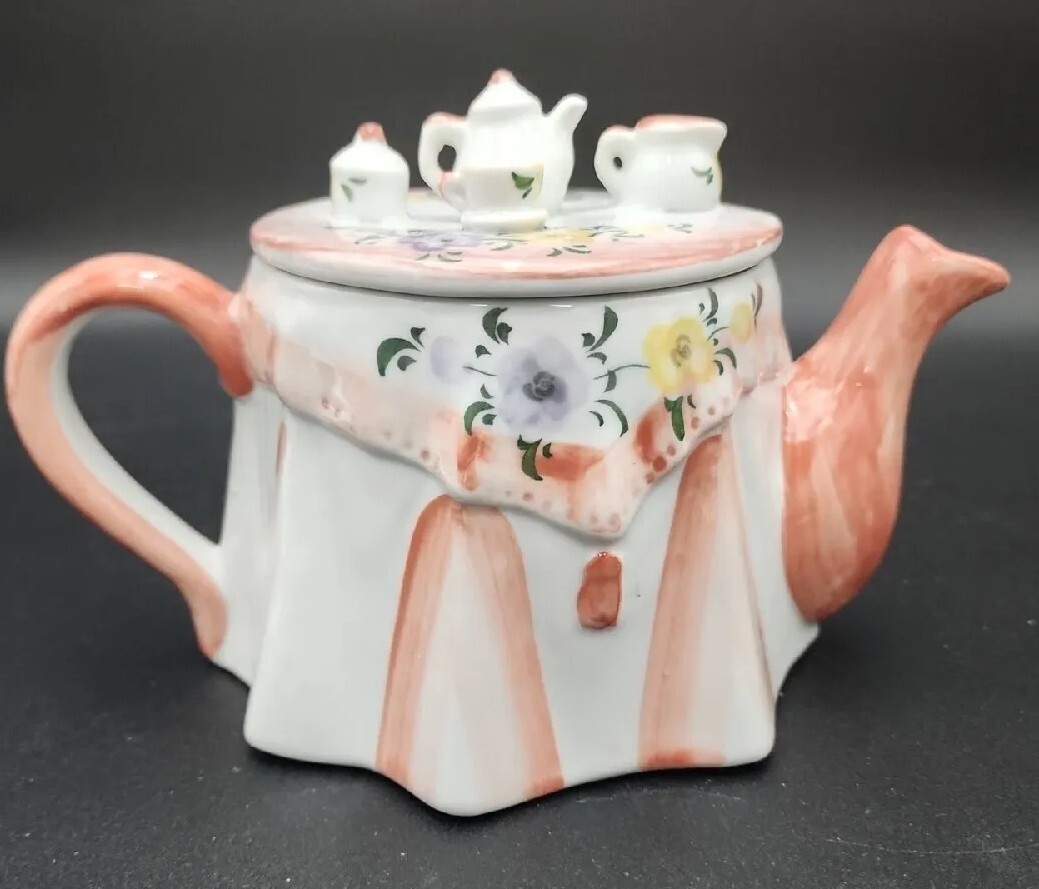 Beautiful CHARLES SADEK “ANDREA” Highly Detailed Porcelain Peach/Teapot