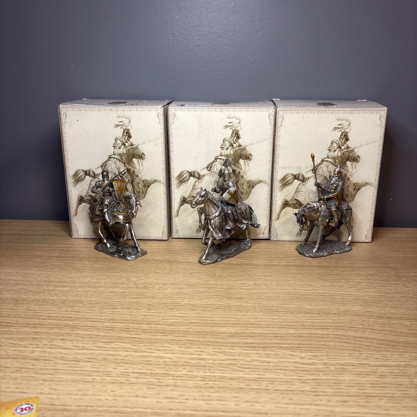 Veronese Myths And Legends Medieval Knight On Horseback Made Of Pewter Lot Of 3