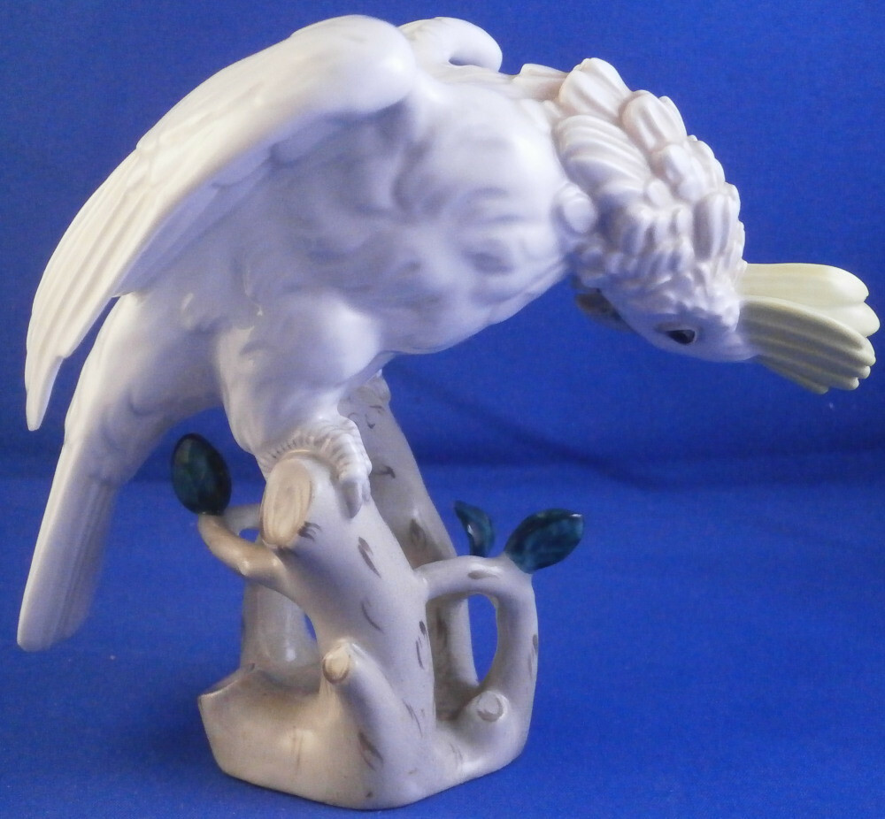 Augarten Wien Porcelain Cockatoo Bird Figurine Figure Porzellan Figur Kakadu