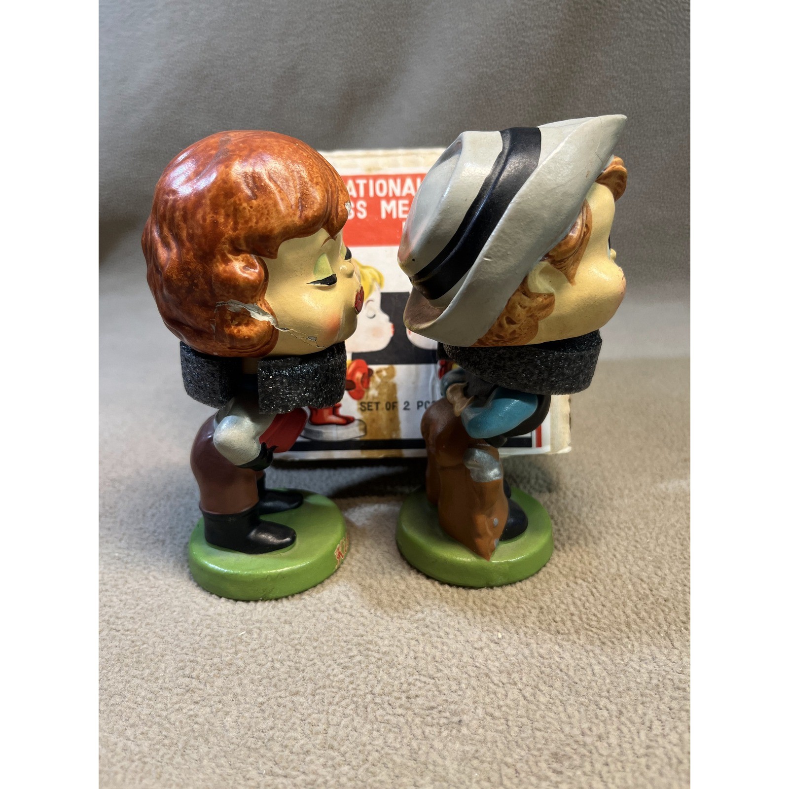 Vintage International Kiss Me Kids Magnetized Bobble Head Couple Boy Girl Set