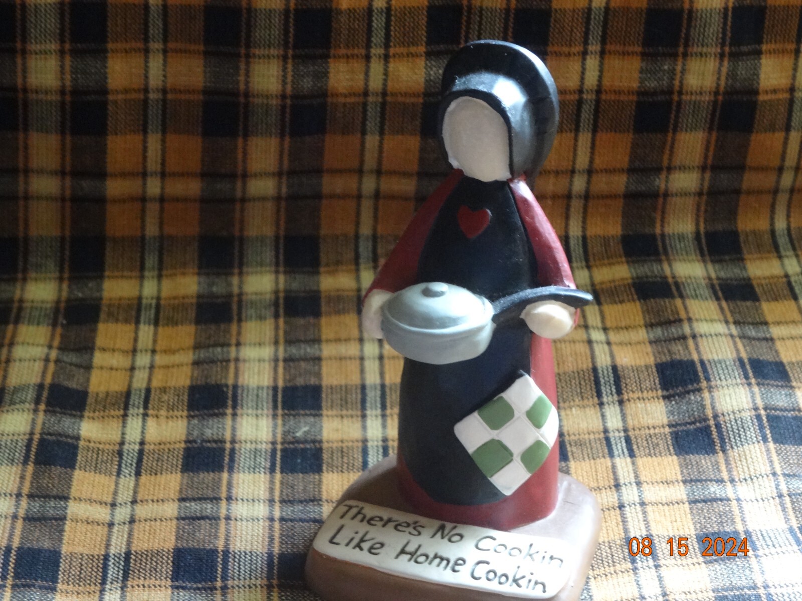 NEW BLOSSOM BUCKET AMISH WOMAN HOLDING POT “THERE’S NO COOKIN” RETIRED