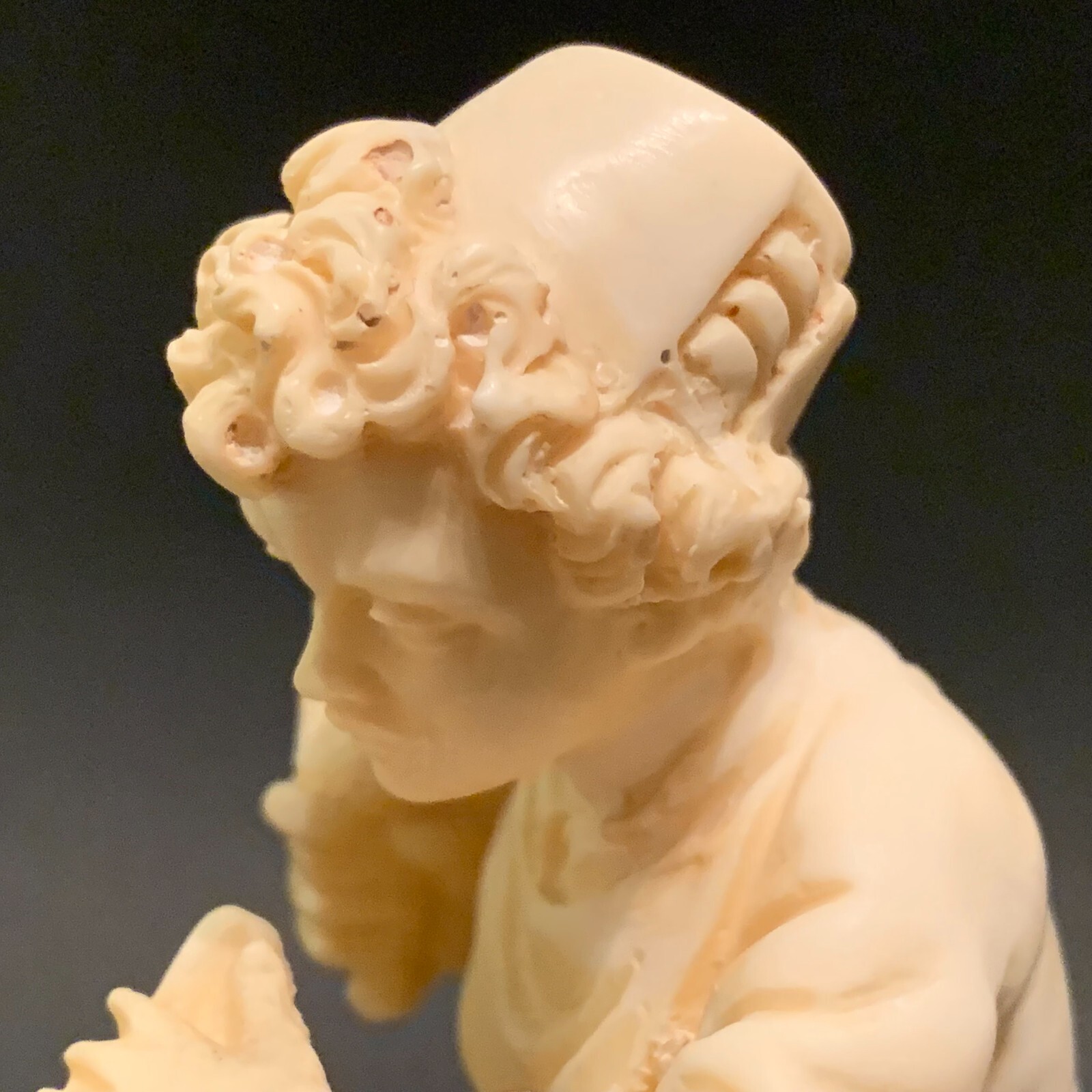 Young Michelangelo Sculpting Resin Statue Figurine Made in Italy 5.75”