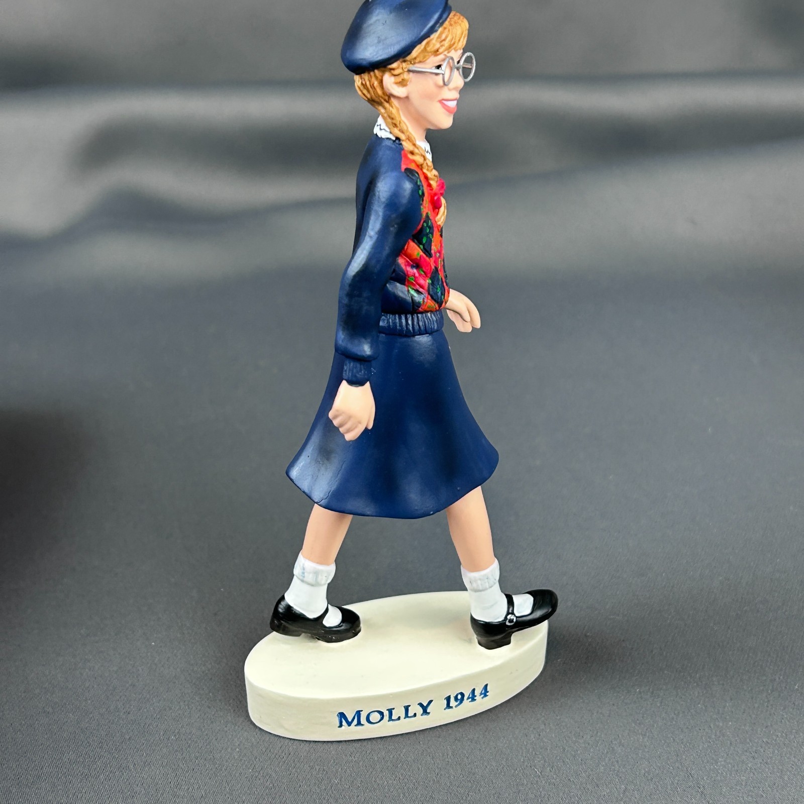Hallmark An American Girl 1944 Molly Handcrafted Figurine 2002 Pleasant Co.
