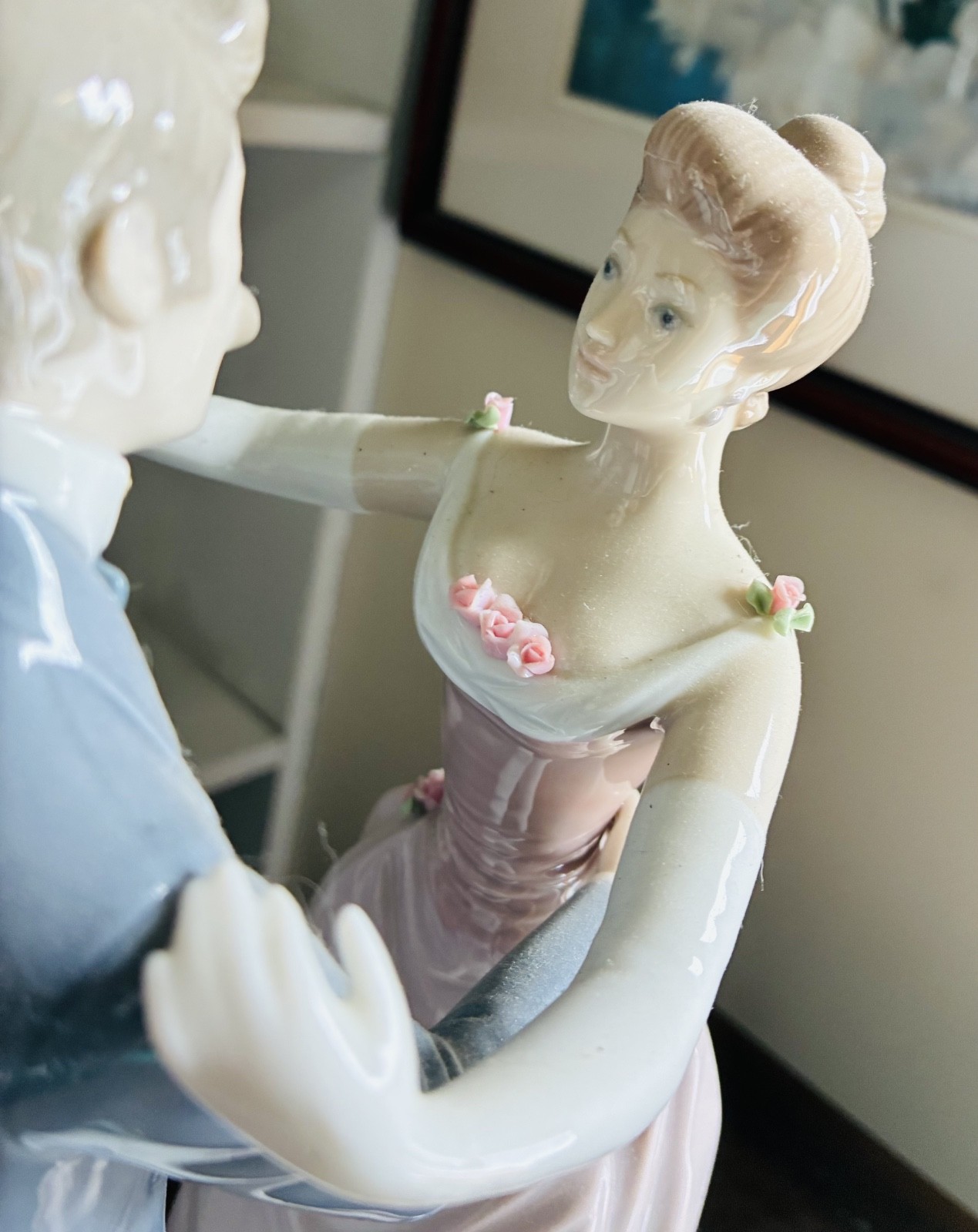 Lladró Figurine #1372 “Anniversary Waltz” – With Box