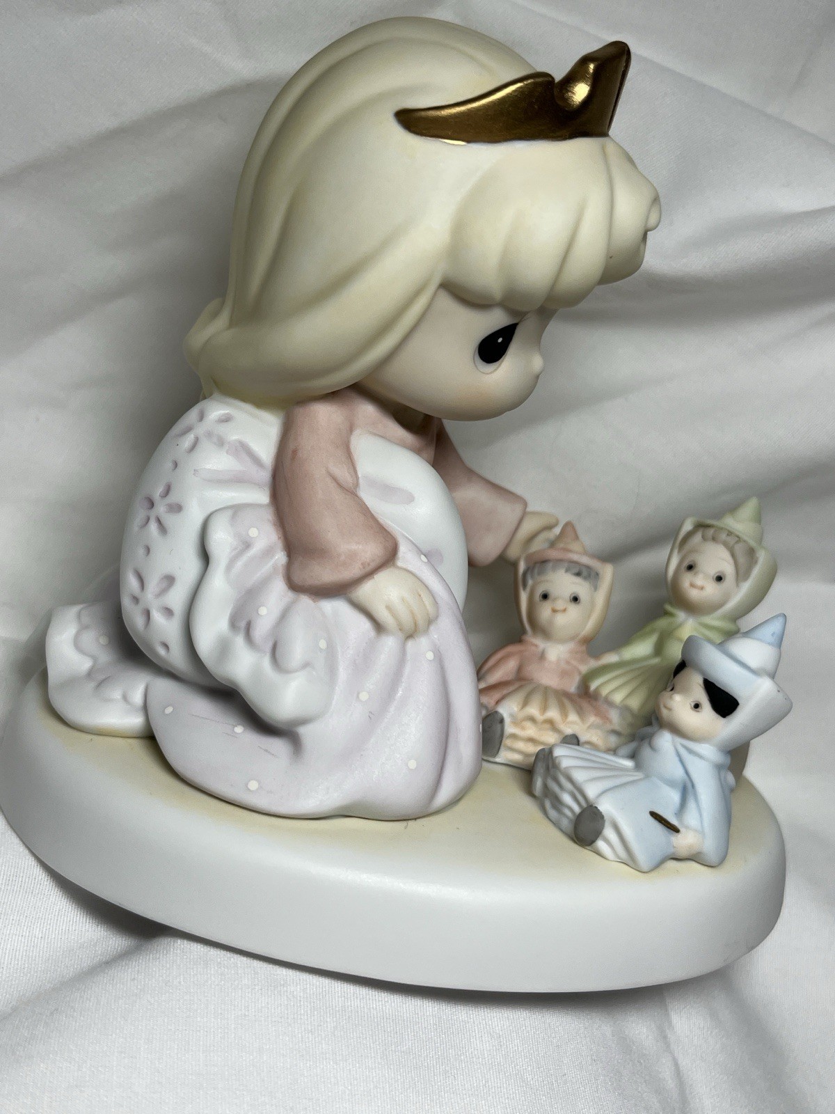 Precious Moments Disney Sleeping Beauty Figurine Dreams Really Do Come True