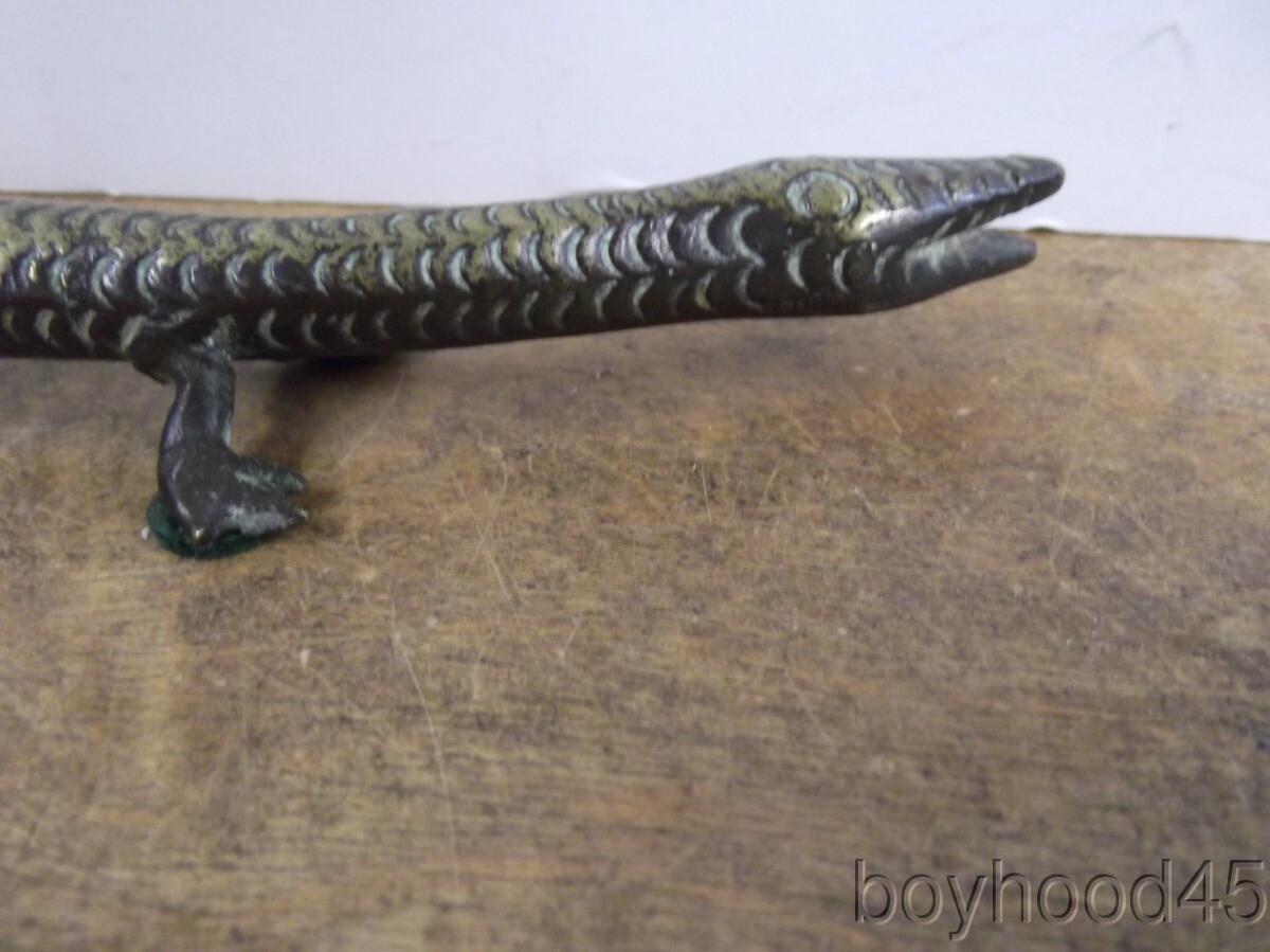 Vintage Bronze Figurine–2 HEADED LIZARD