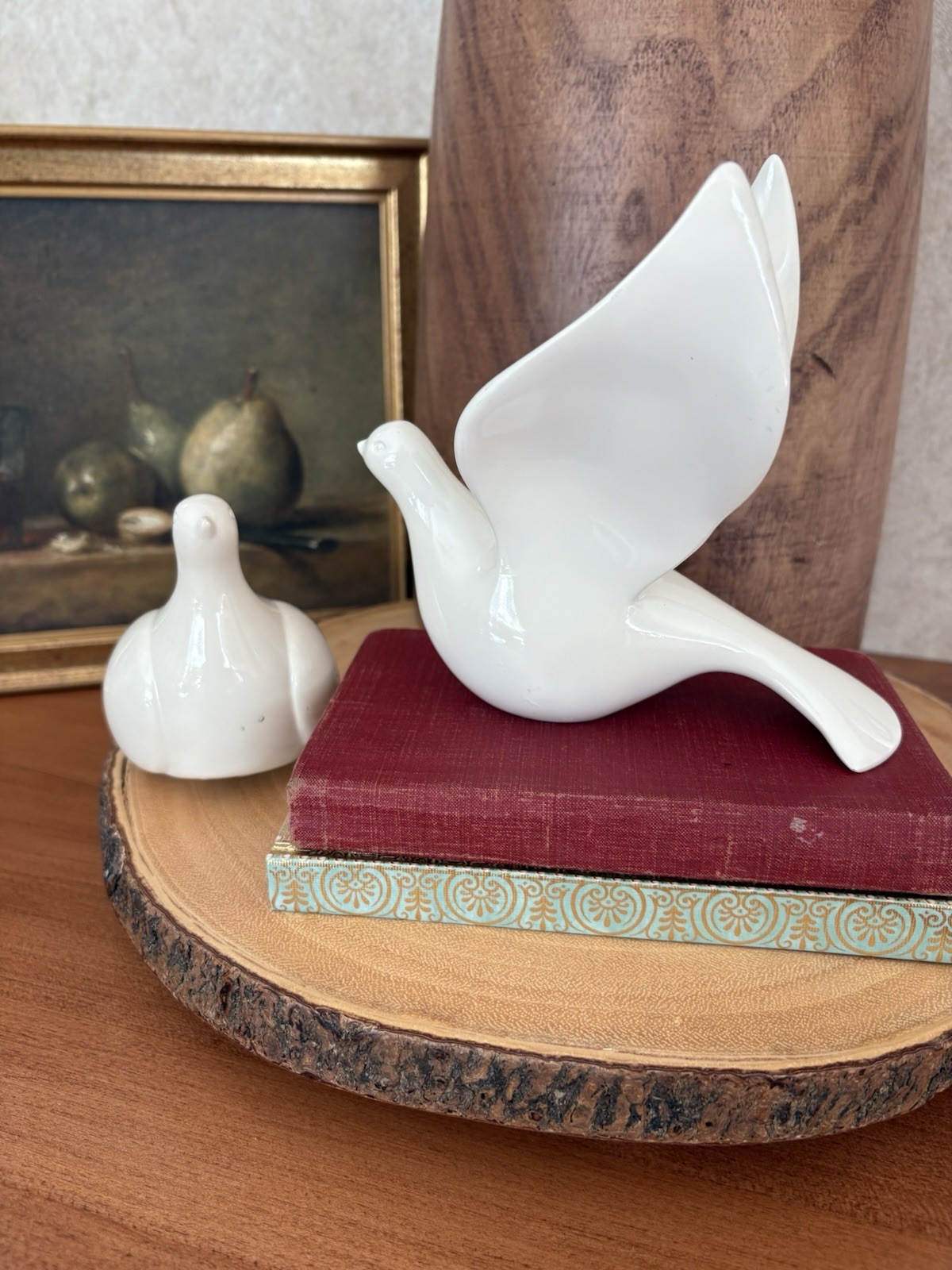 Home Interiors Doves, Porcelain, Vintage, 3” Tall, 6” Long 1998