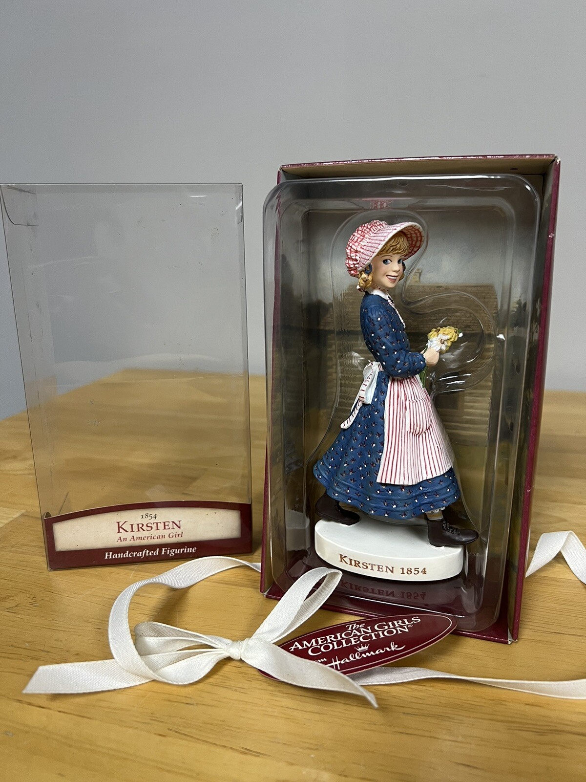 Hallmark American Girl Kirsten 6″ Ceramic Display Doll Handcrafted 2002 New Read