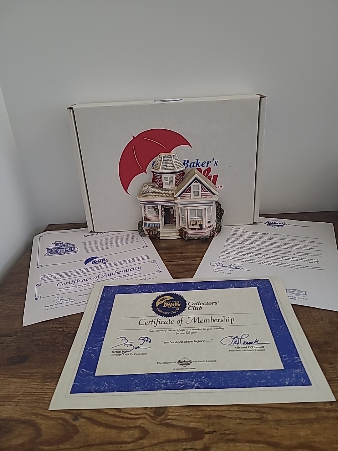 Brian Baker Deja Vu 1676 “Queen Anne Cottage” COA & Signed Collector’s Club