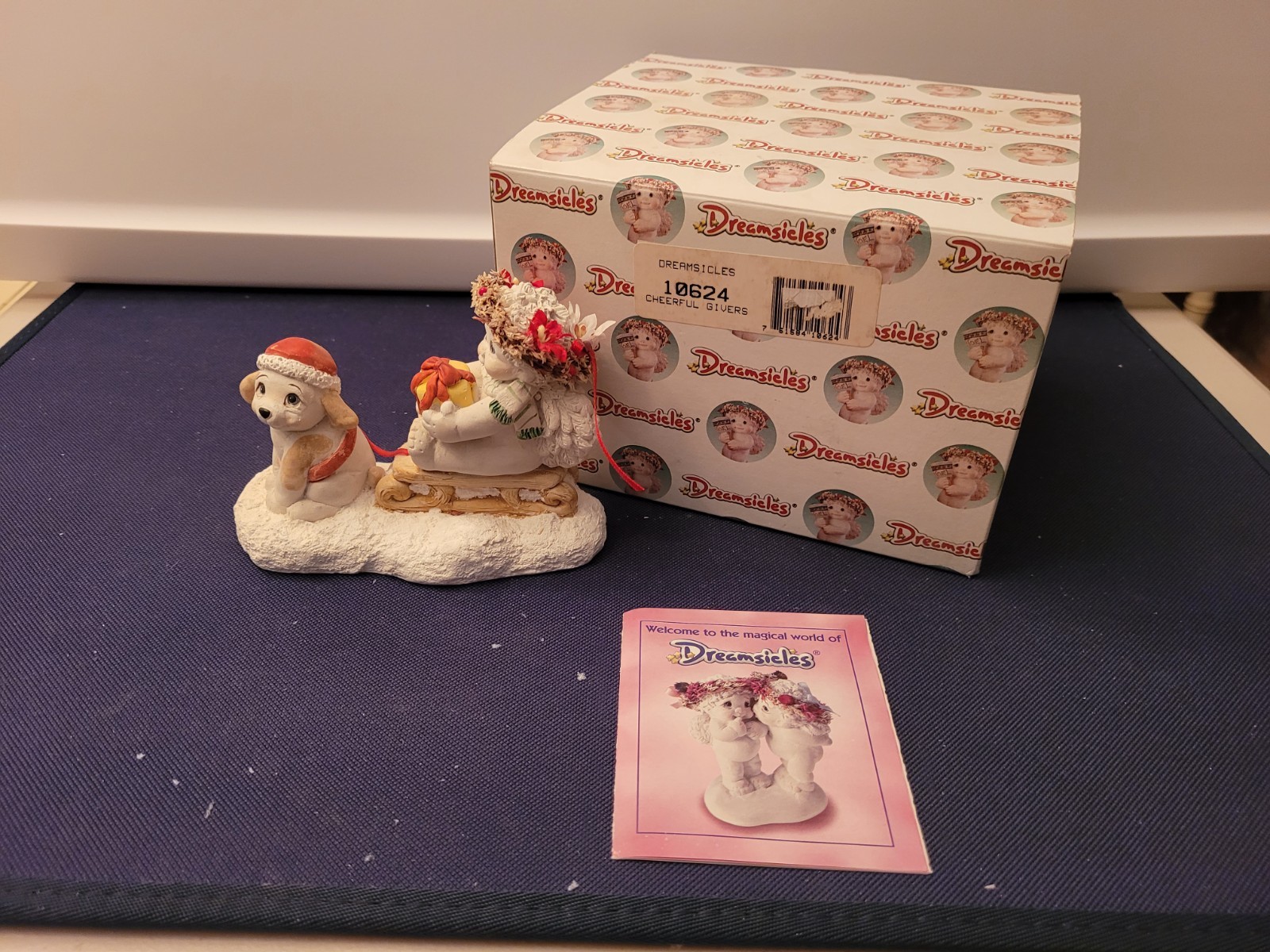 Dreamsicles Cheerful Givers 10624 Figurine Signed Autographed w/ Box