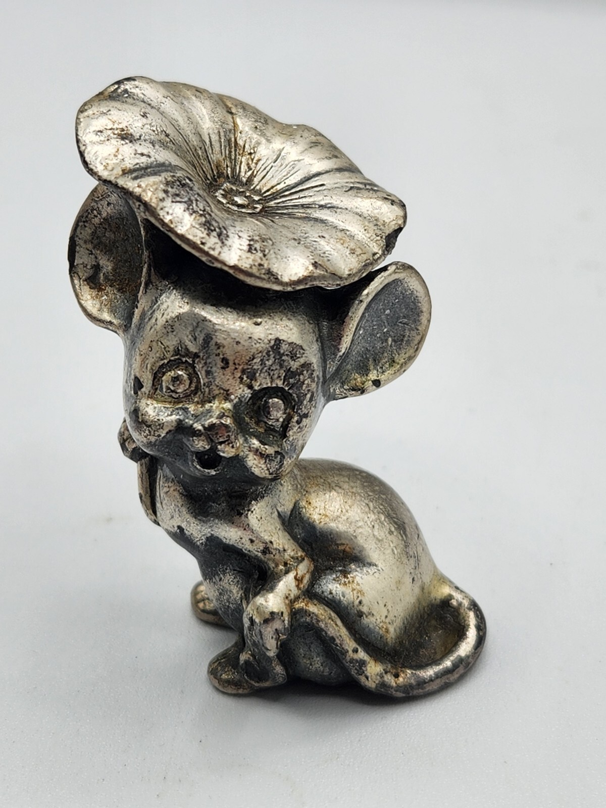Miniature Mouse with Flower Figurine ~ Pewter Look ~ 2.5″