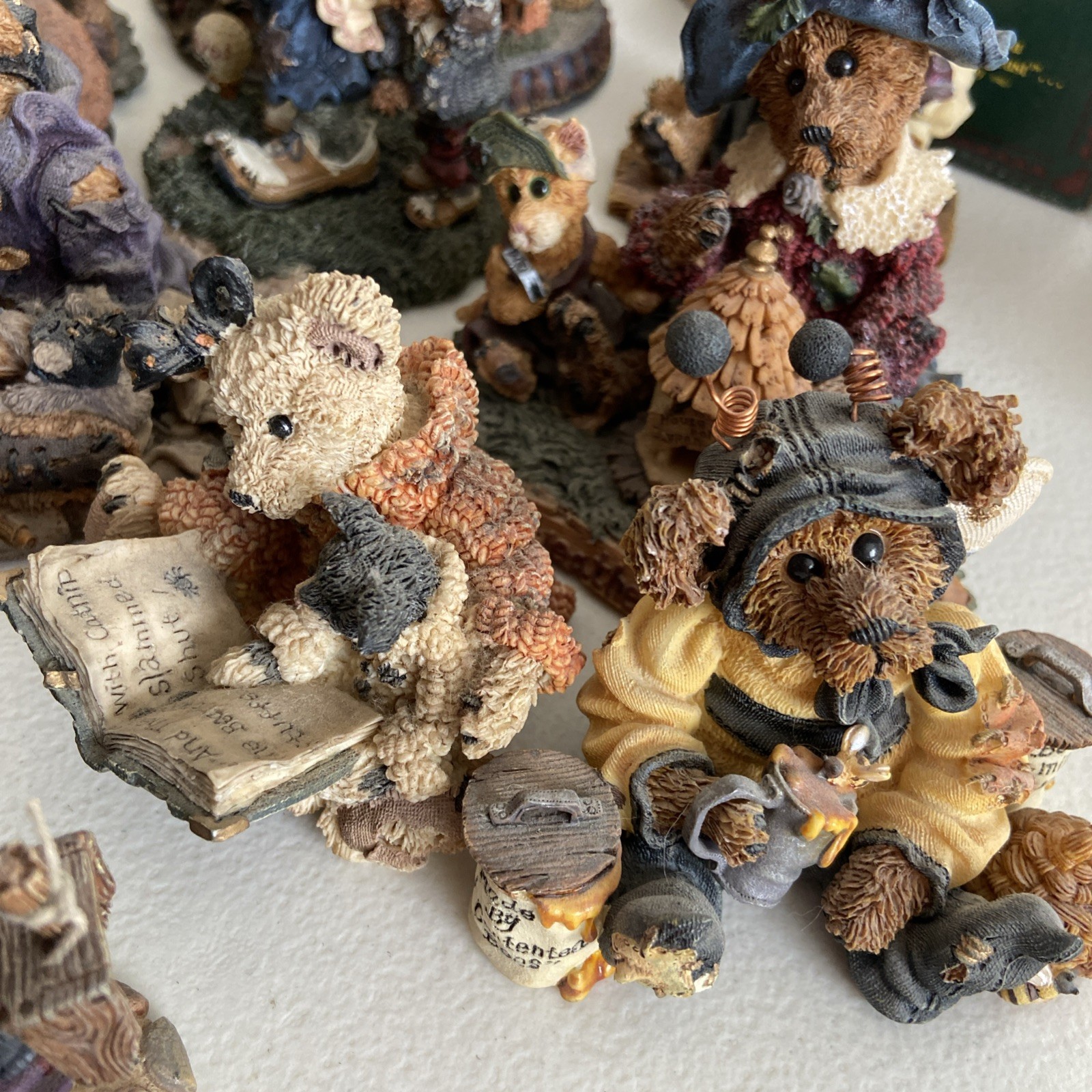 Boyds Bear Lot of more then 29 Mixed Resin Figurines BUNDLE Collection