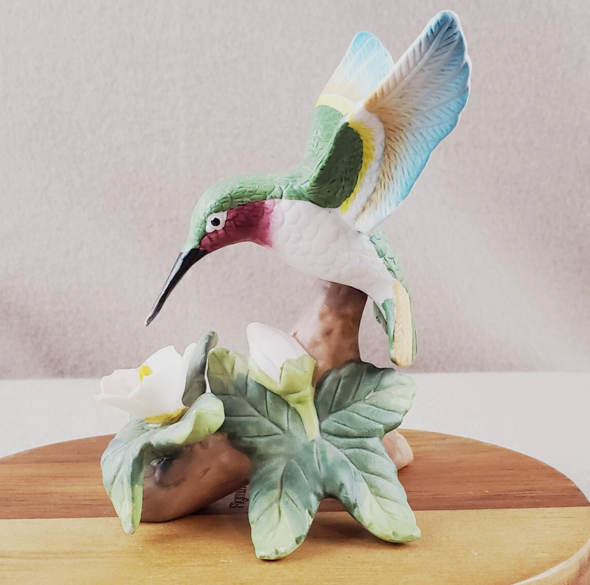 Vintage Hummingbird Figurine w/Pink Flower on Tree Branch Porcelain 4″ Tall
