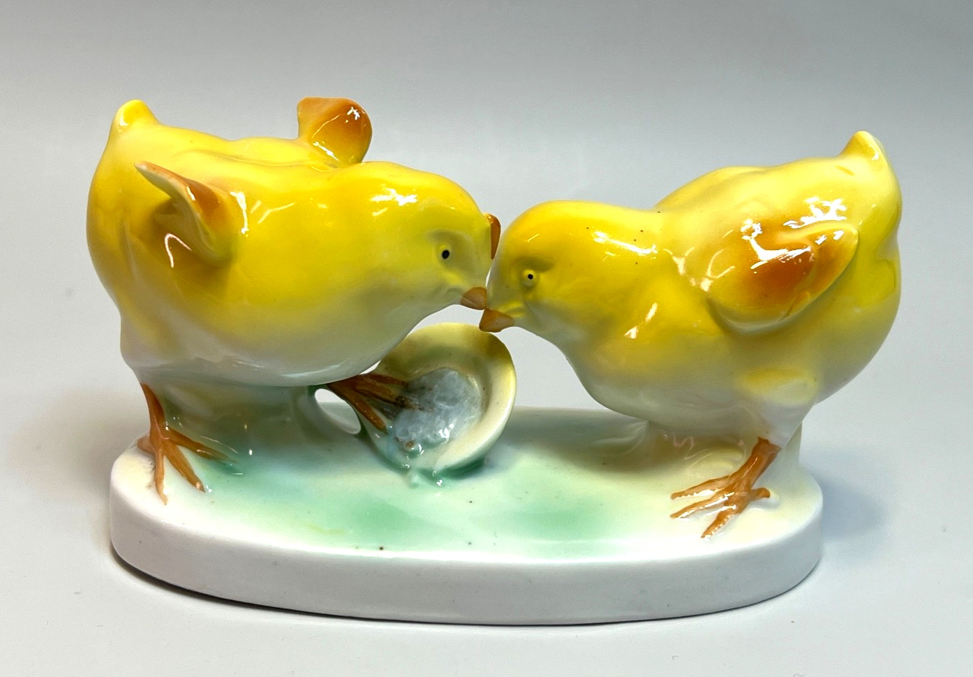 Vintage German Easter Chicken Pecking Baby Chicks Egg Porcelain Figurine