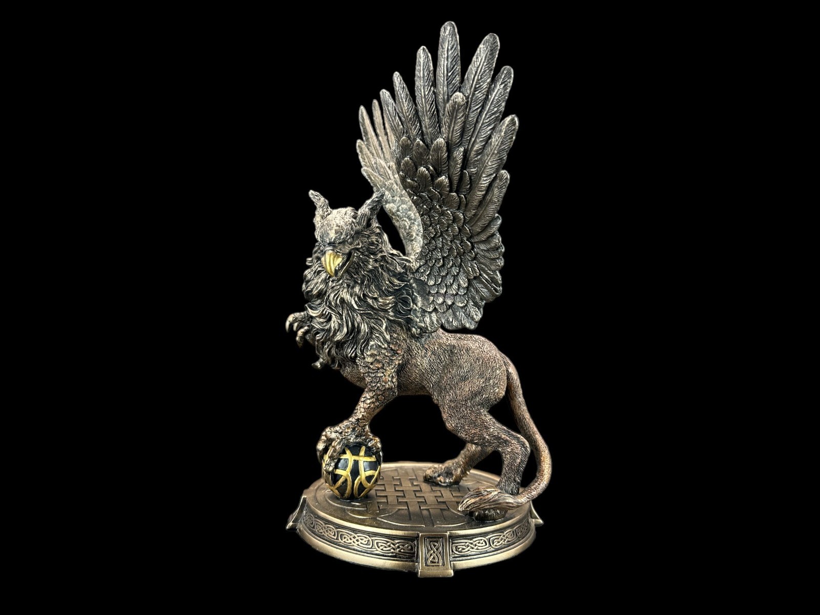 MYTHICAL GRYPHON ON A BASE VERONESE WU77702A4