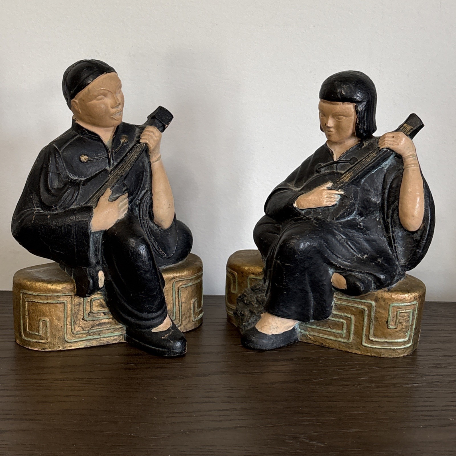 Pair Of Vintage Syroco/Chalkware Asian Musician Statues With Mandolins/Bookends