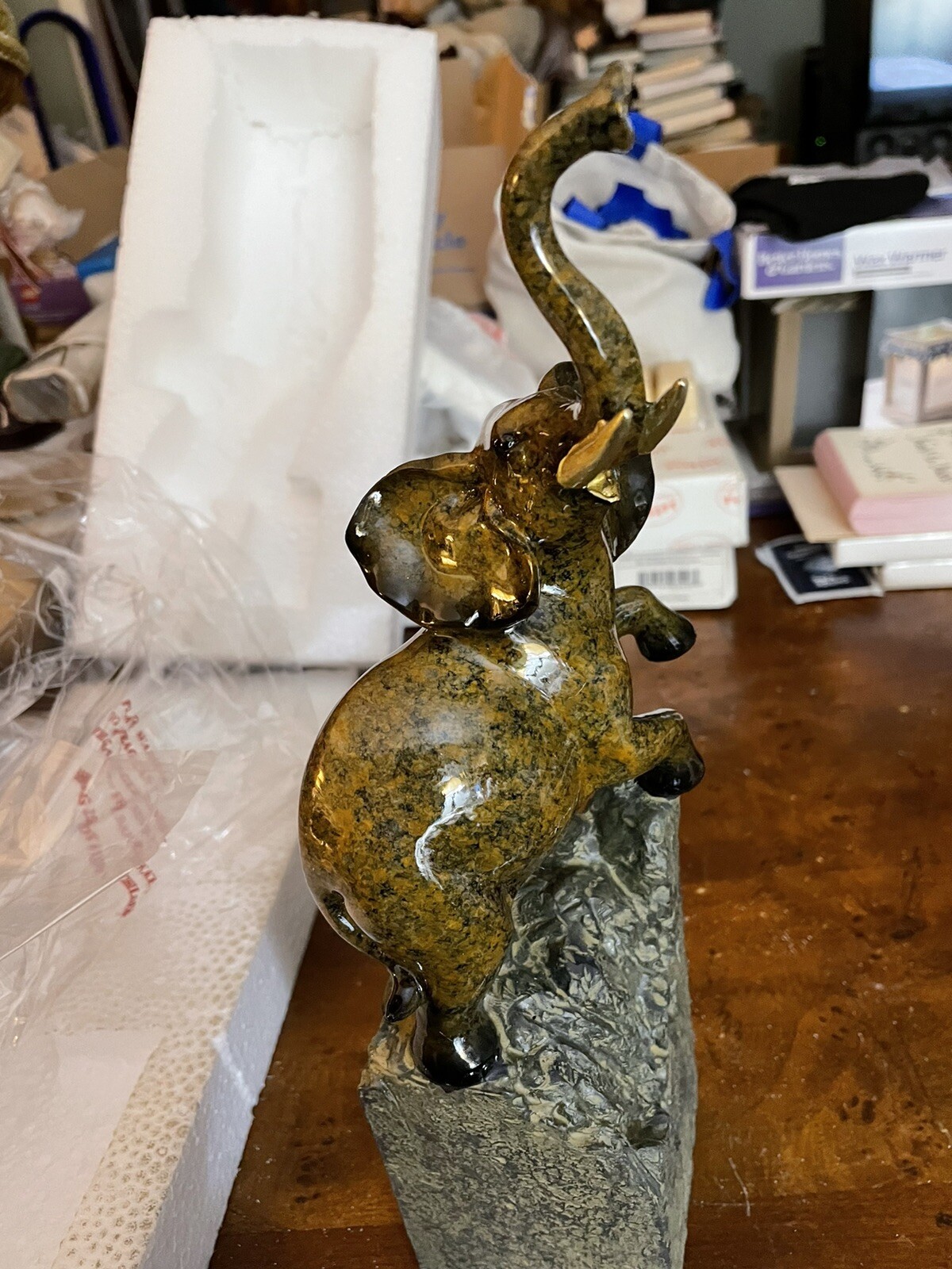 December Diamonds Table Top 10 1/2” Elephant Stone Figure Figurine New In Box