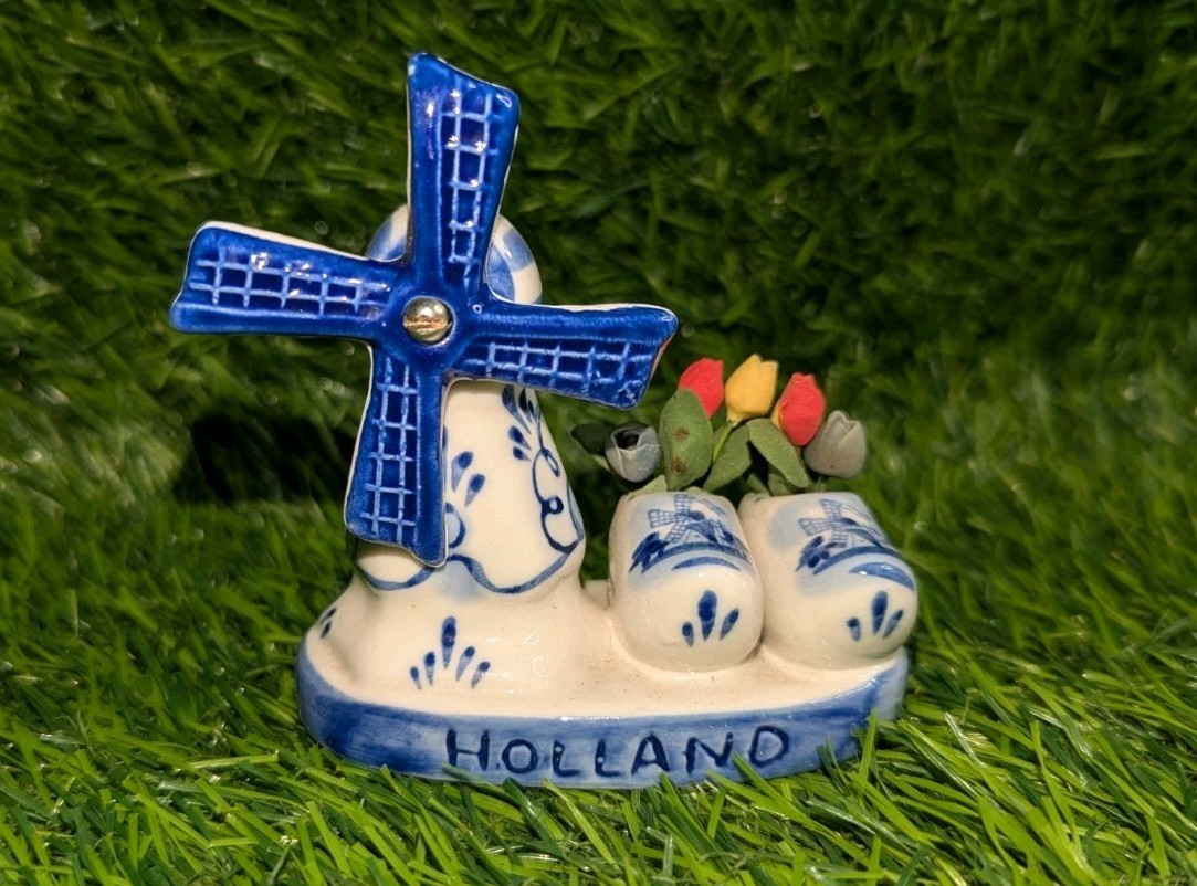 Delft blue mini windmill and shoes / Clogs Holland W/ Flowers 3″ Inch