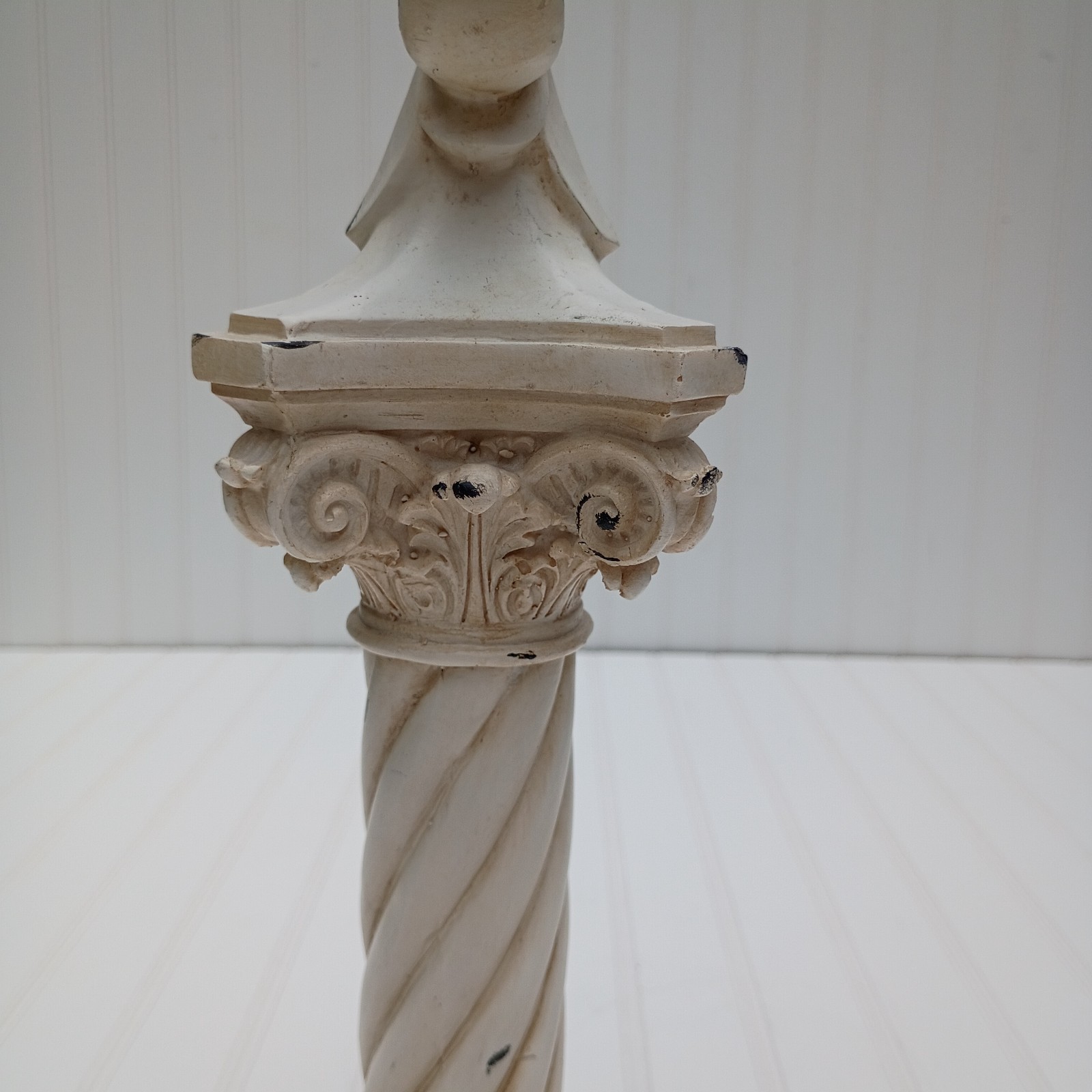 Vintage Style Resin Fleur De Lis Pedestal Figurine 19″ Tall Architectural Decor