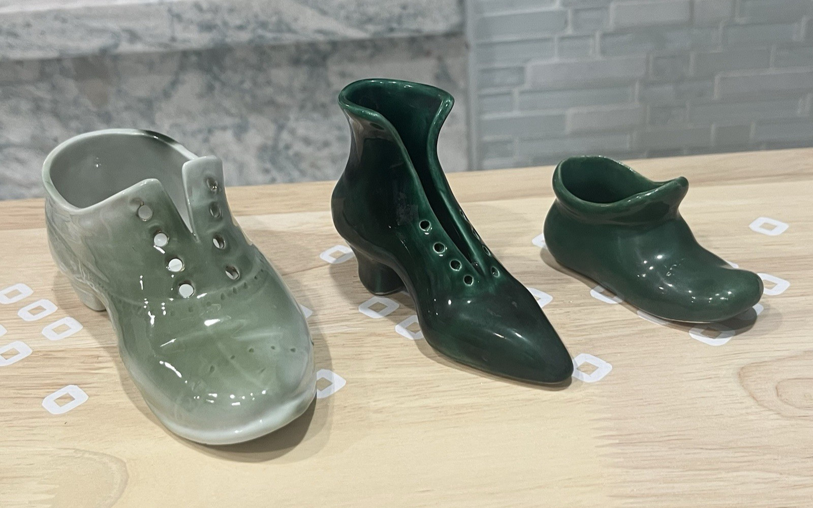 Lot of 3 Vintage Decor Pottery Ceramic Shoes- Green – Boot/Elf/Cobbler -L@@K!