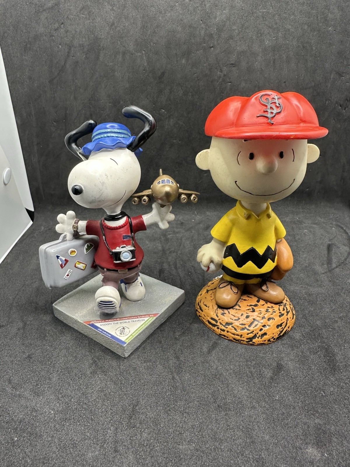 Westland Giftware Snoopy The World Traveler 8403/ Charlie B Bobble Dobble