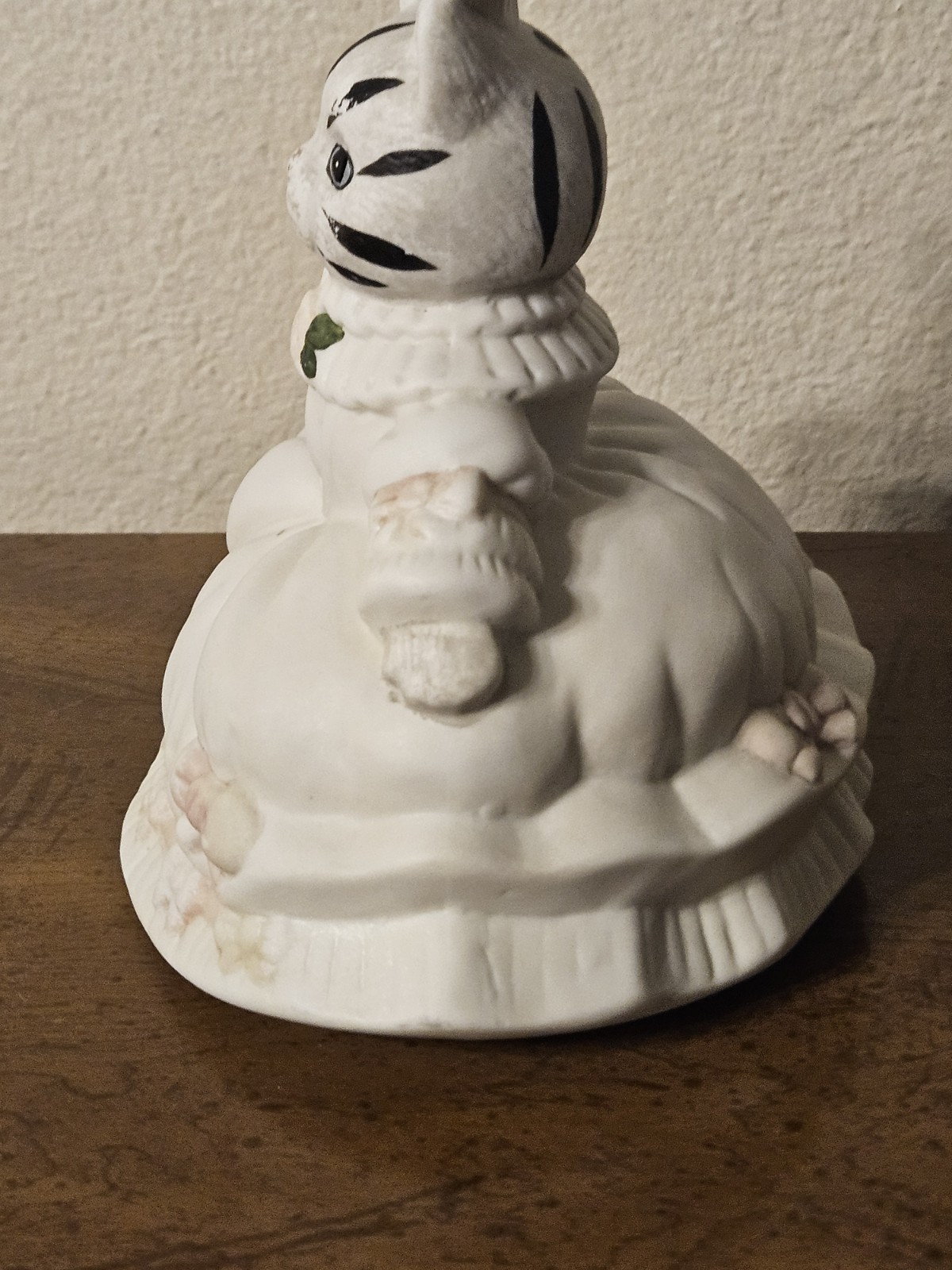 Calico Kitty Cinderella Collection “Beautiful Cinderella” 7″Hx5.5″W