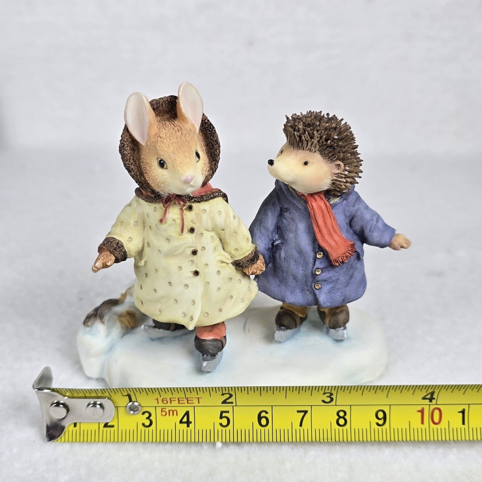 Villeroy & Boch Foxwood Tales 15 Katie and Willy Bunny Hedgehog Skating