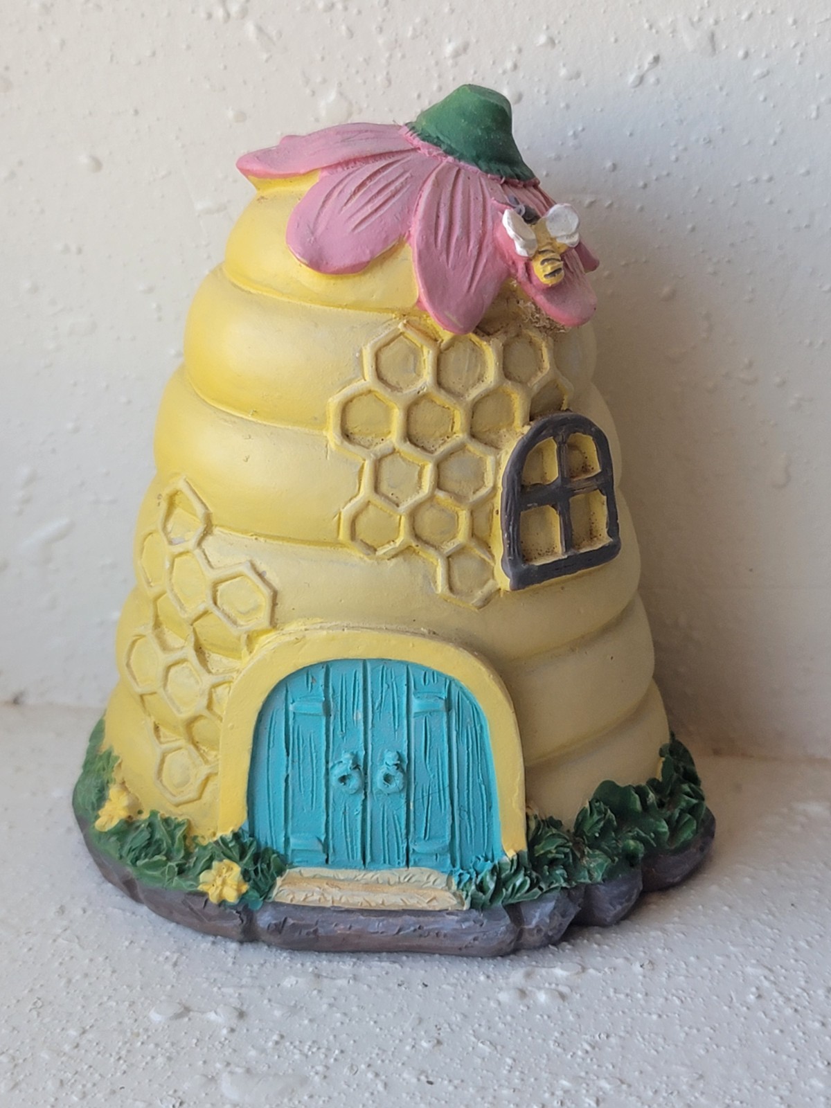 Ceramic Bee Decoration 3-4 Inches Tall