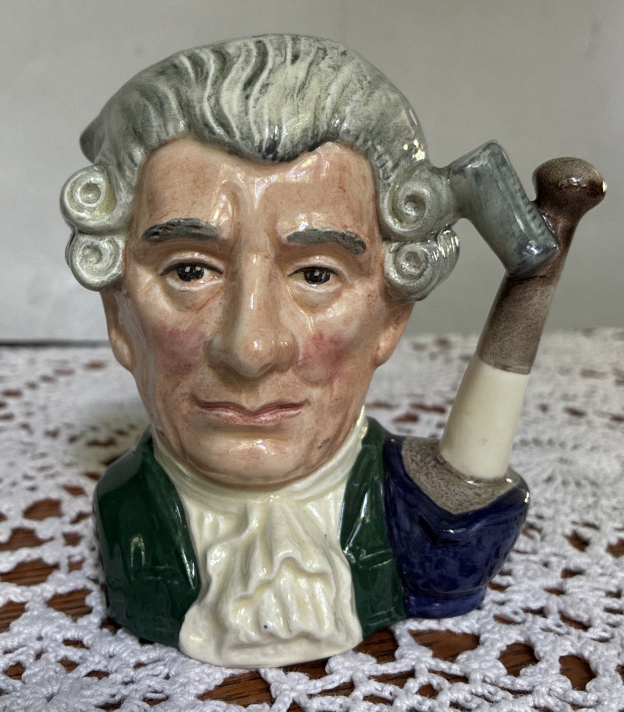 Royal Doulton Toby Jug Mug Williamsburg APOTHECARY D6574 Vintage 4” Colonial