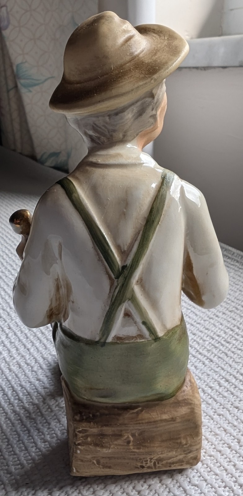 Vintage Ardco Hand Painted Porcelain Figurine Old Man W/Coffee/Alcohol 6 In Tall