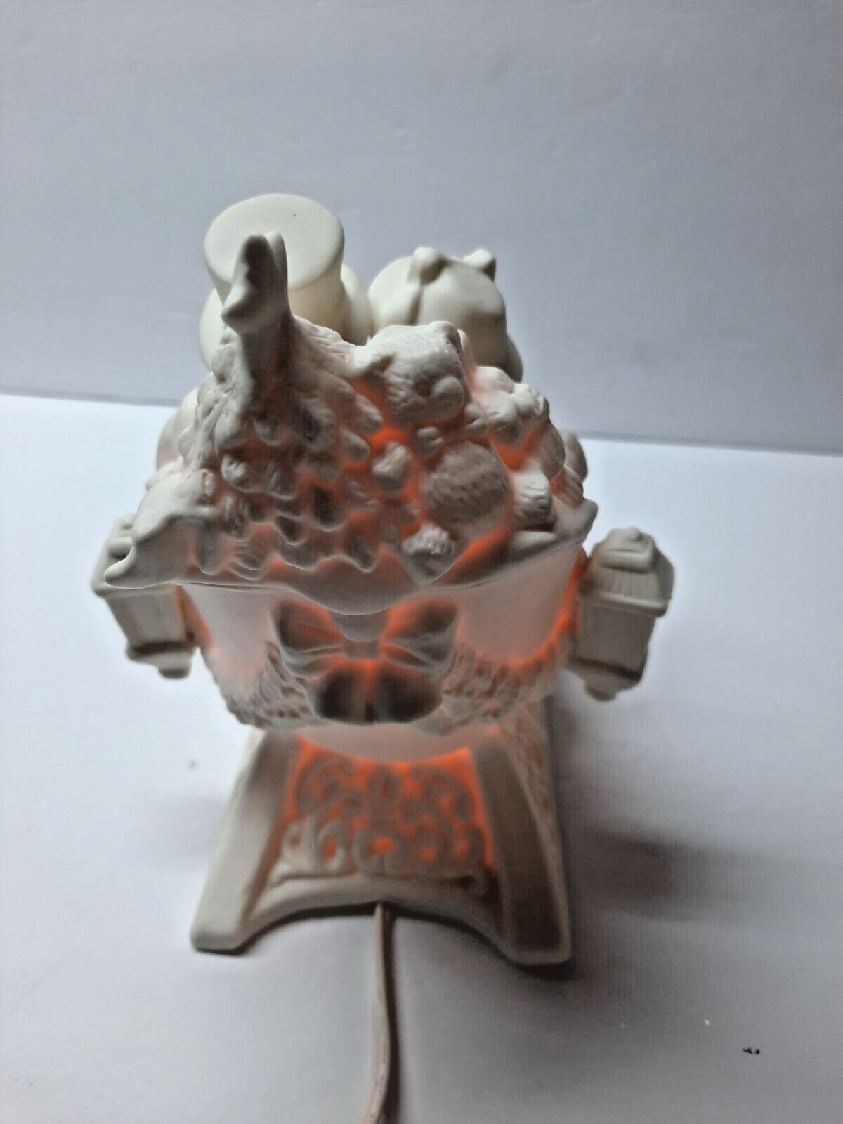 Christmas Holiday Sleigh Classic Bisque Light Up Table Top Decor Dickens Style