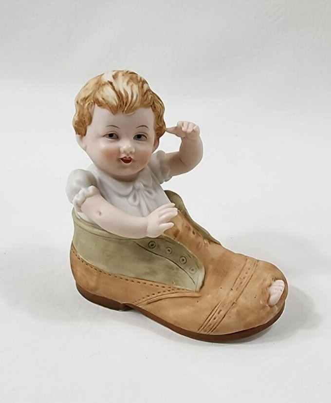 Lefton Bisque Porcelain Piano Baby Boy in Shoe Figurine 3.75 in KW7678