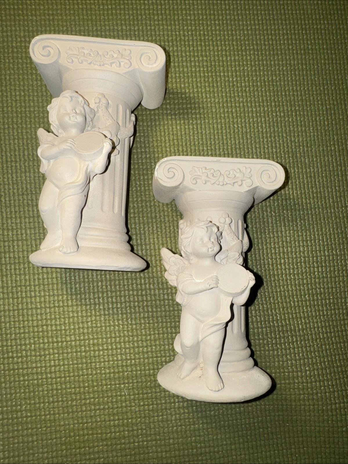 Ceramic Cherub Sphere Stand: Angel Pedestal for Crystal Balls & Small Figurines