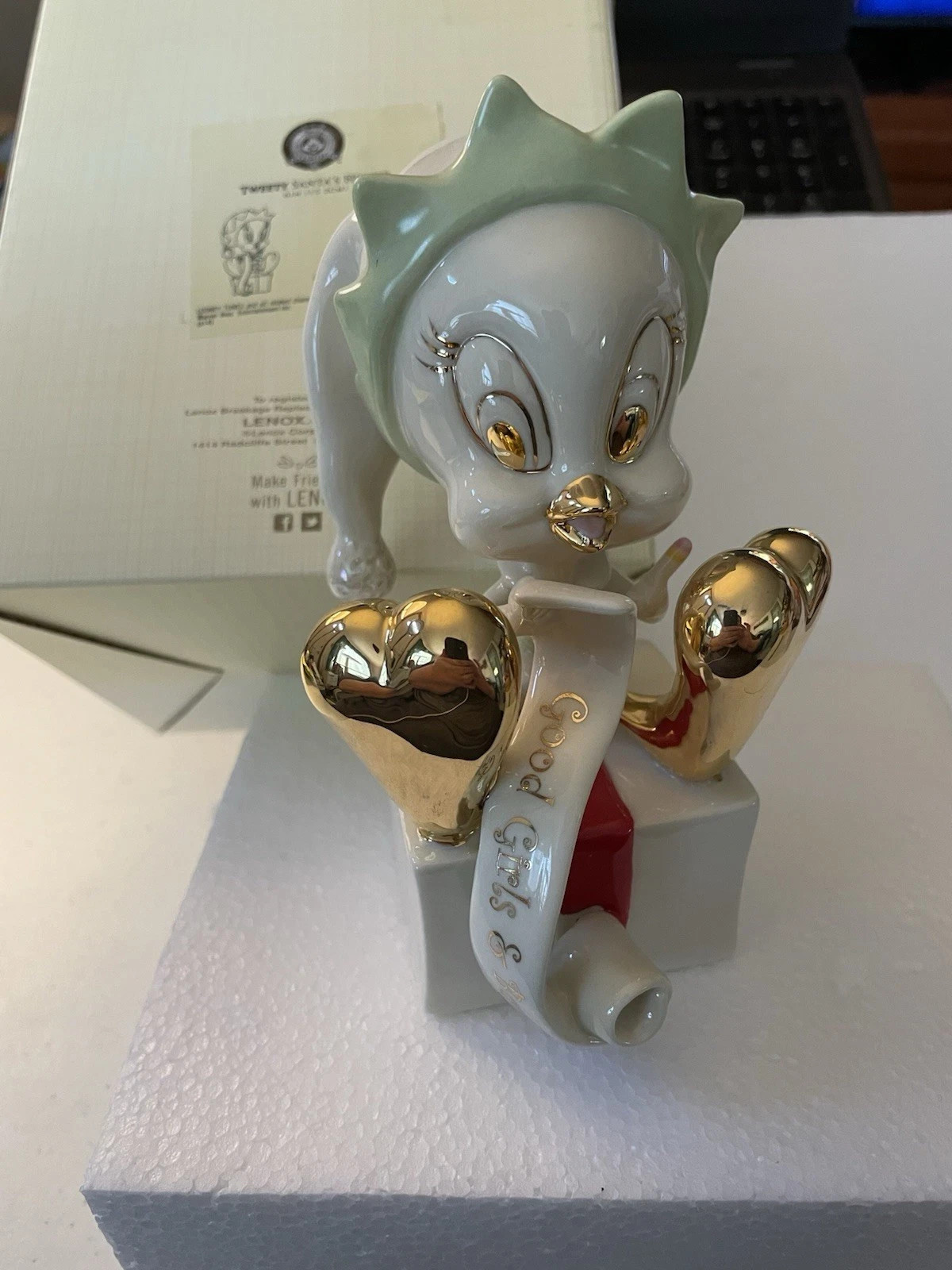 Lenox Tweety Bird Santa’s Helper Figurine Elf List Looney Tunes Christmas NEW