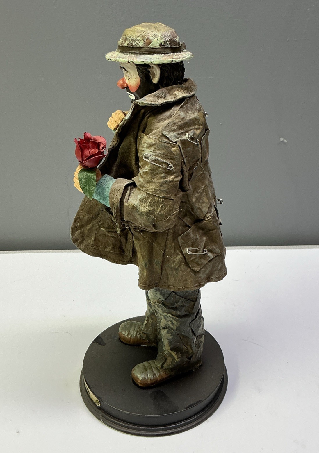 Emmett Kelly clown figurine “I Love You”