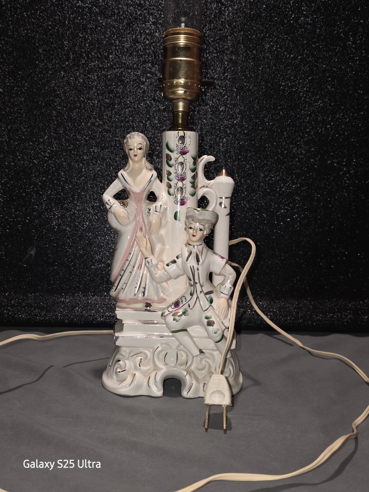 Vintage Wales Pottery Japan Colonial Couple Boudoir Lamp Hand Painted Porcelain