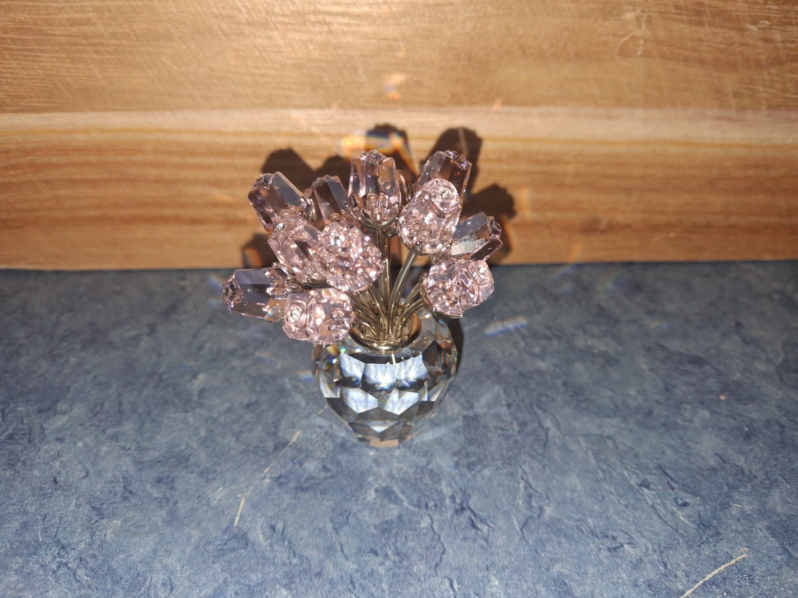 SWAROVSKI CRYSTAL “A DOZEN PINK ROSE’S” It’s In Mint Condition And Has No Flaws!