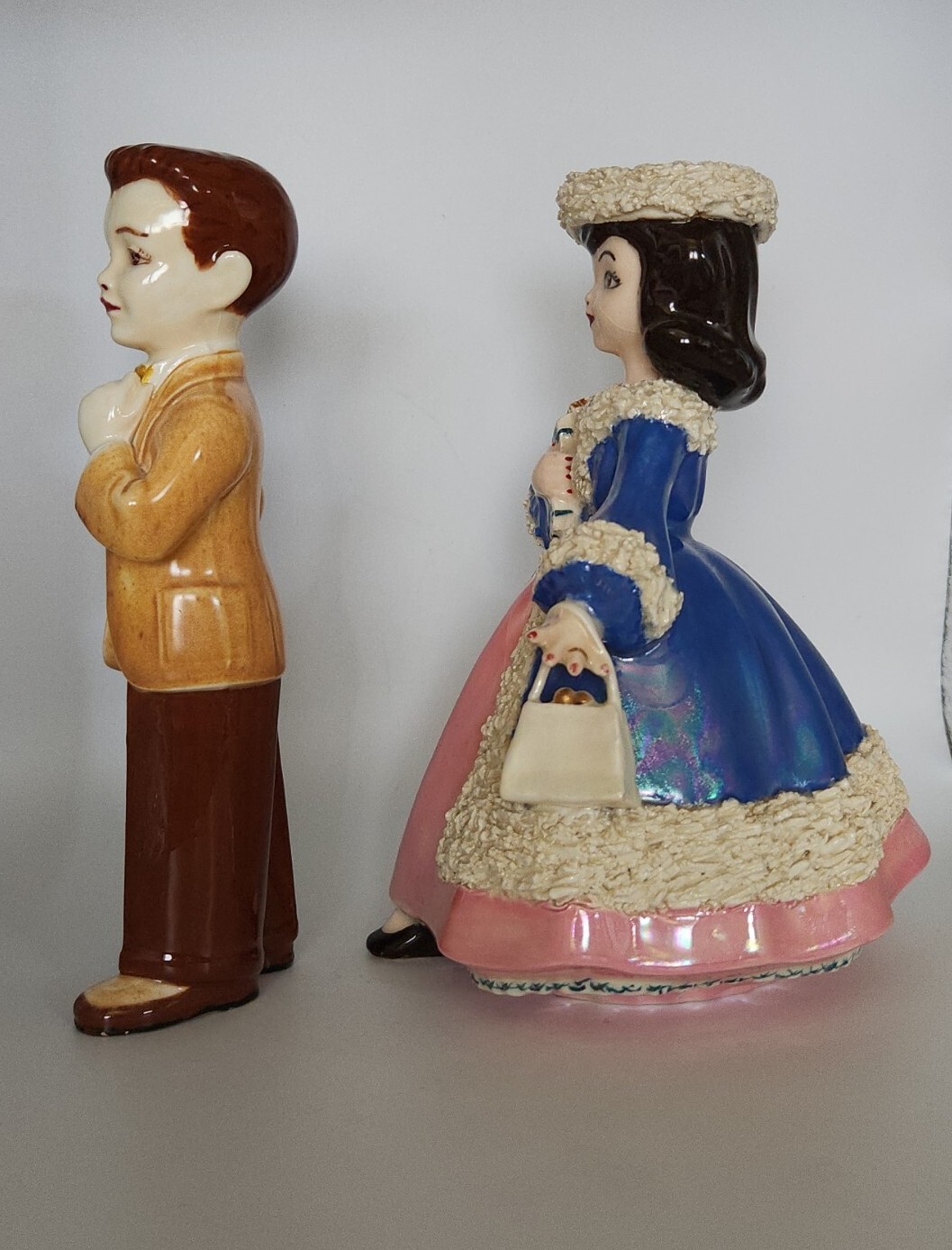 Vintage 1950’s Kitsch Figurines Boy And Girl 7in Holland Mold Ceramics