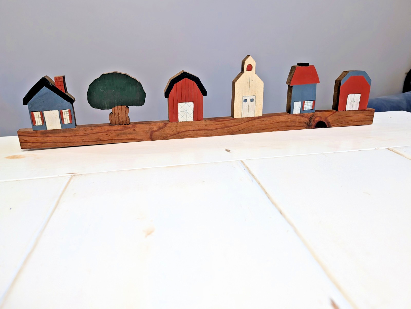 VTG Wooden Village Shelf Sitter 25.5” Houses Barn Church Cottagecore Country 80s