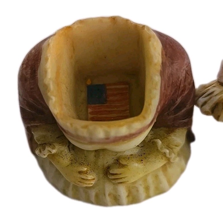 Harmony Kingdom Ball Historical Pot Belly Retired Betsy Ross Figurine