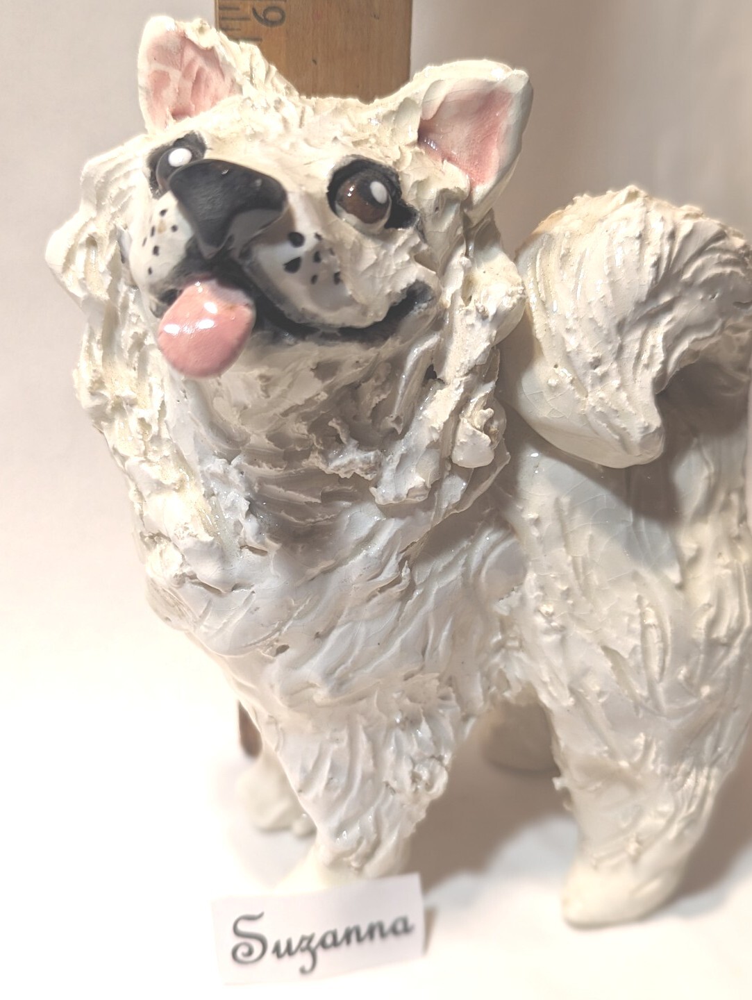 ” Suzanna Samoyed ” Vintage WhimsiClay One-of-a-kind Sculpture w/2 free dog pins