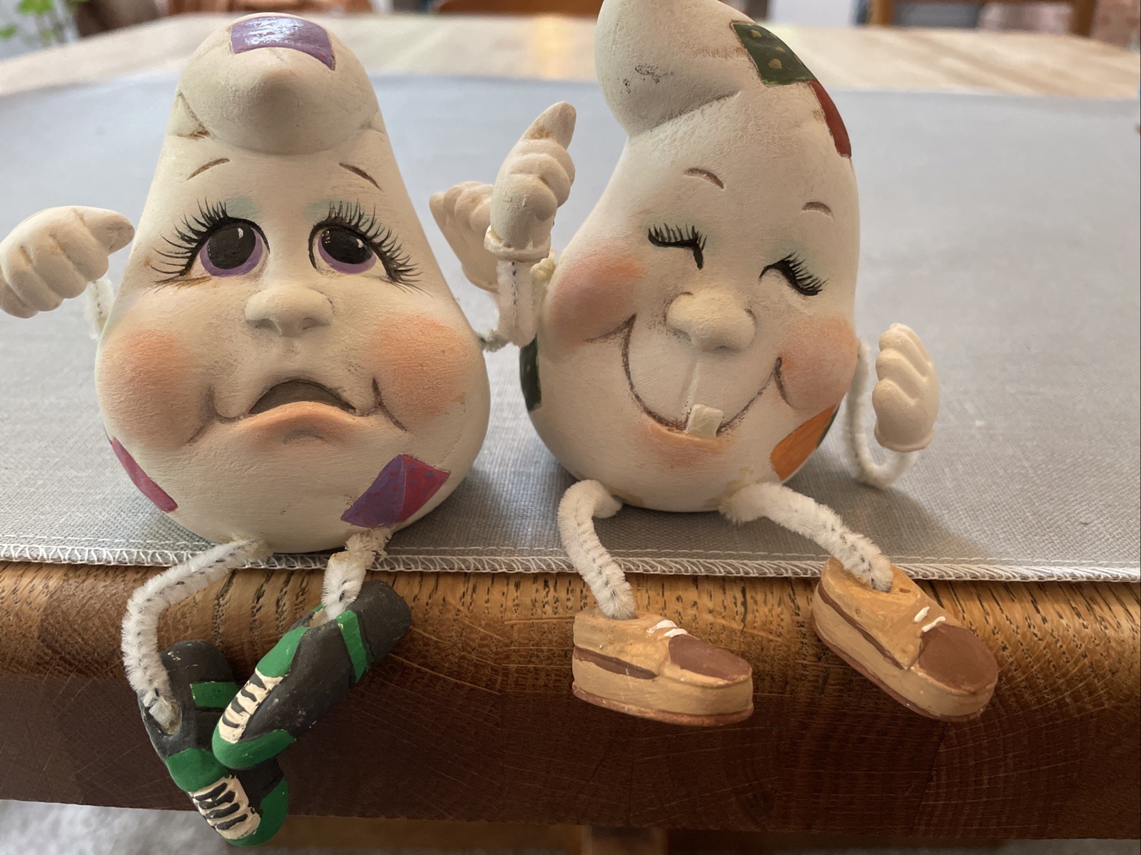 2 Vintage Anthropomorphic Smiling Tear Drop Ghost Face Shelf Sitter