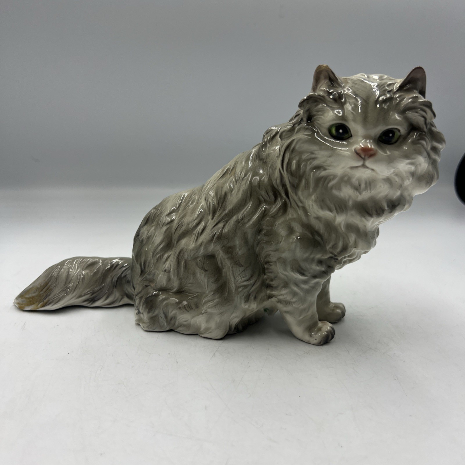 Shaded Silver Persian Mcmlxvii Cat Figurine Vintage Ceramic Z4