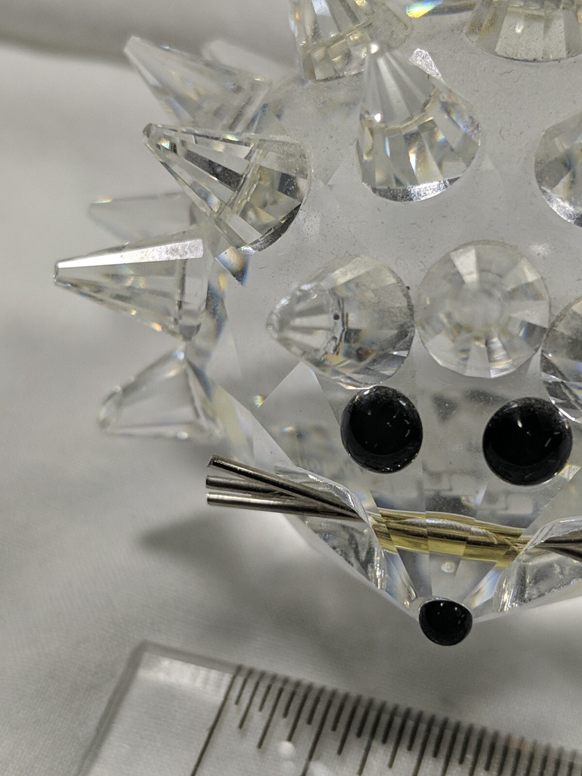 2017 Swarovski Crystal Hedgehog Figurine Metal Whiskers “In A Summer Meadow” 2”