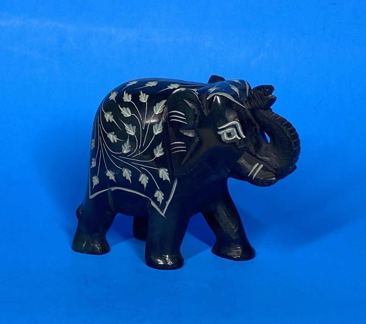Vtg Carved Onyx Elephant Statue Figurine Trunk Up Heavy Black Stone 3″ x 3.5″