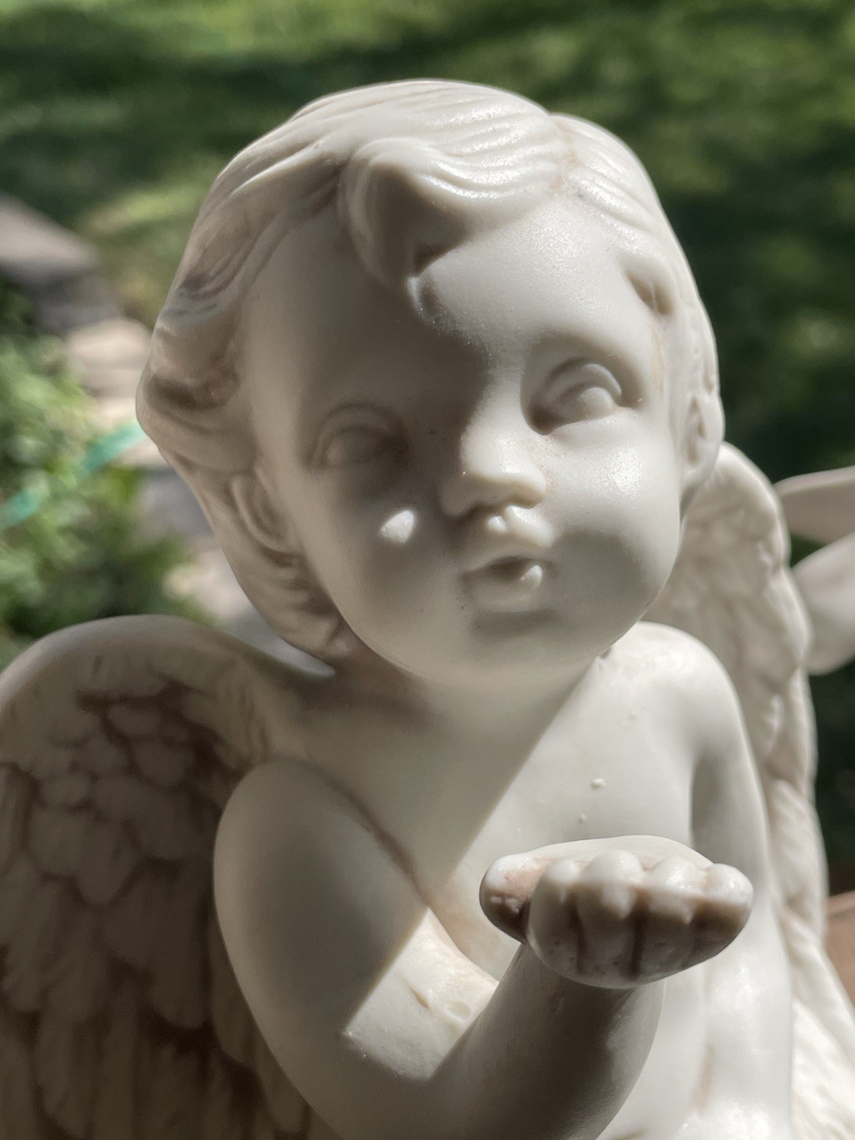 2 White Ceramic Cherub Angel Figurines Sitting/Laying Down Beautiful Preowned