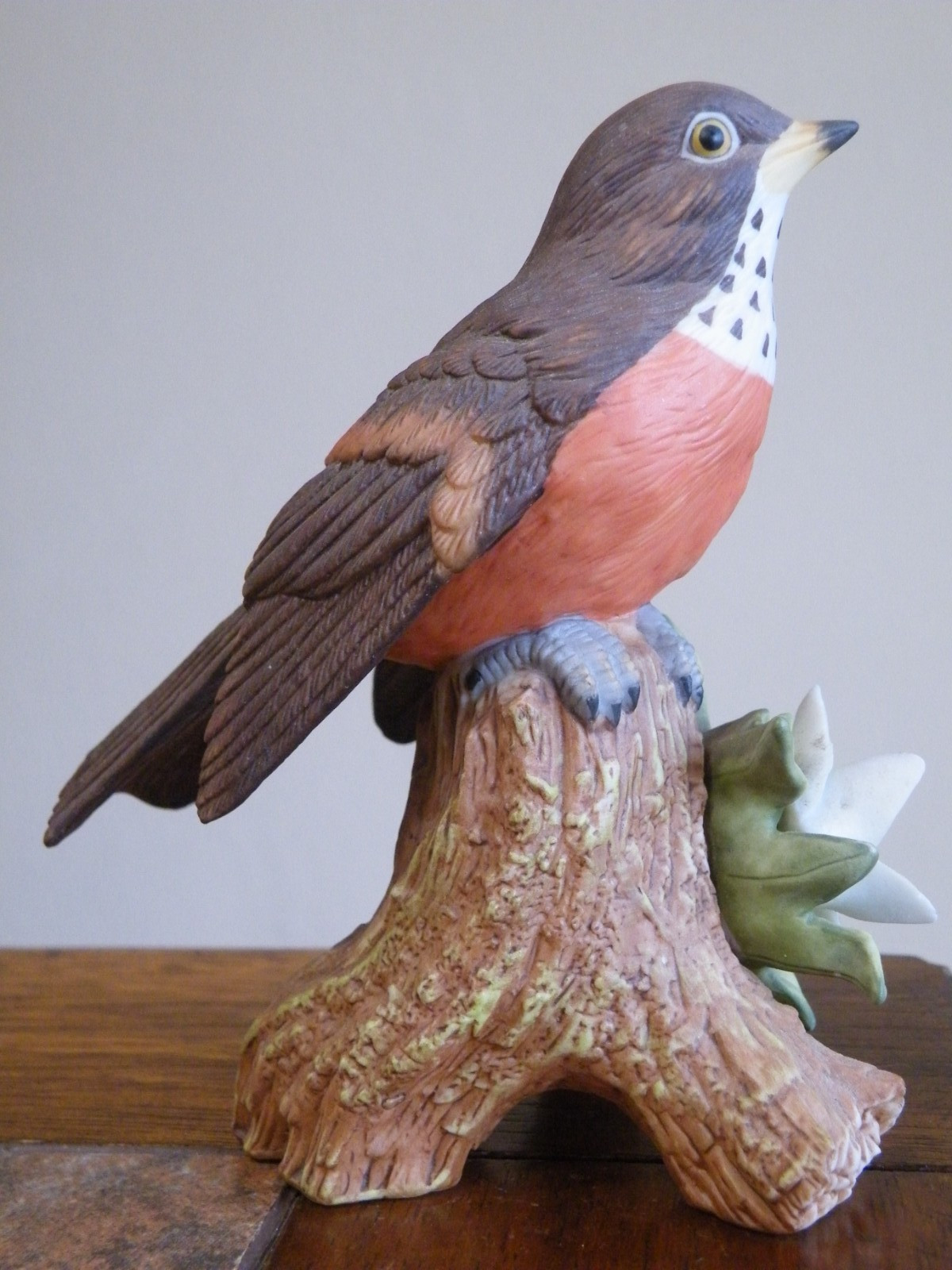 Vintage Lefton Robin Figurine Nest Egg Collection 00247 – 4-5/8″ Tall – FREESHIP