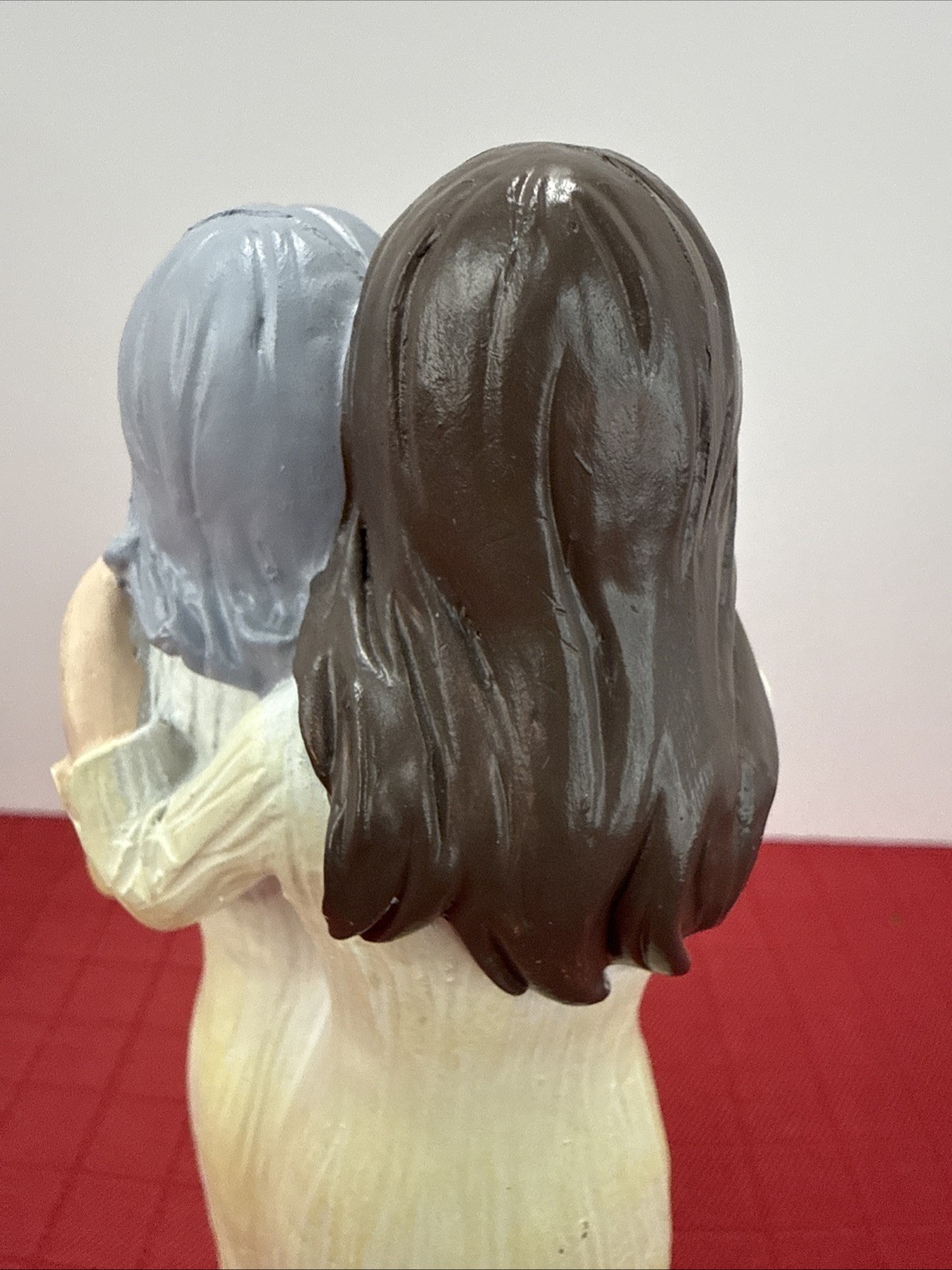 Hugging Mom & Daughter Figurine Hand Painted Resin No Facial Features